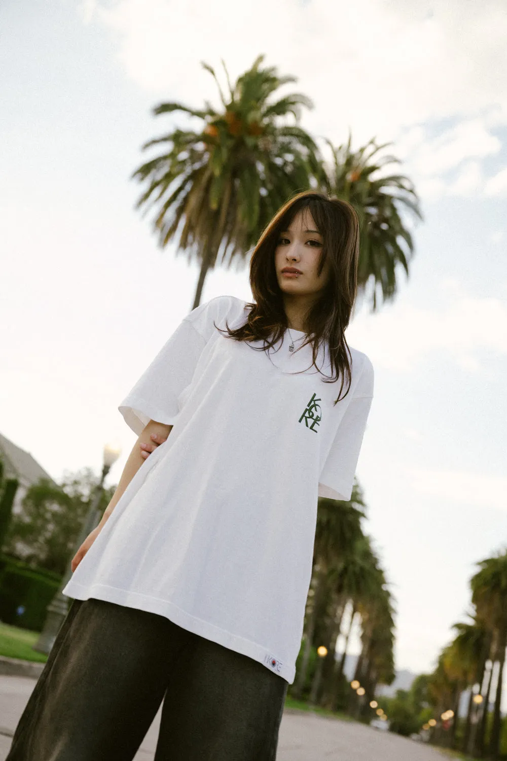 BLOOM TEE (WHITE)