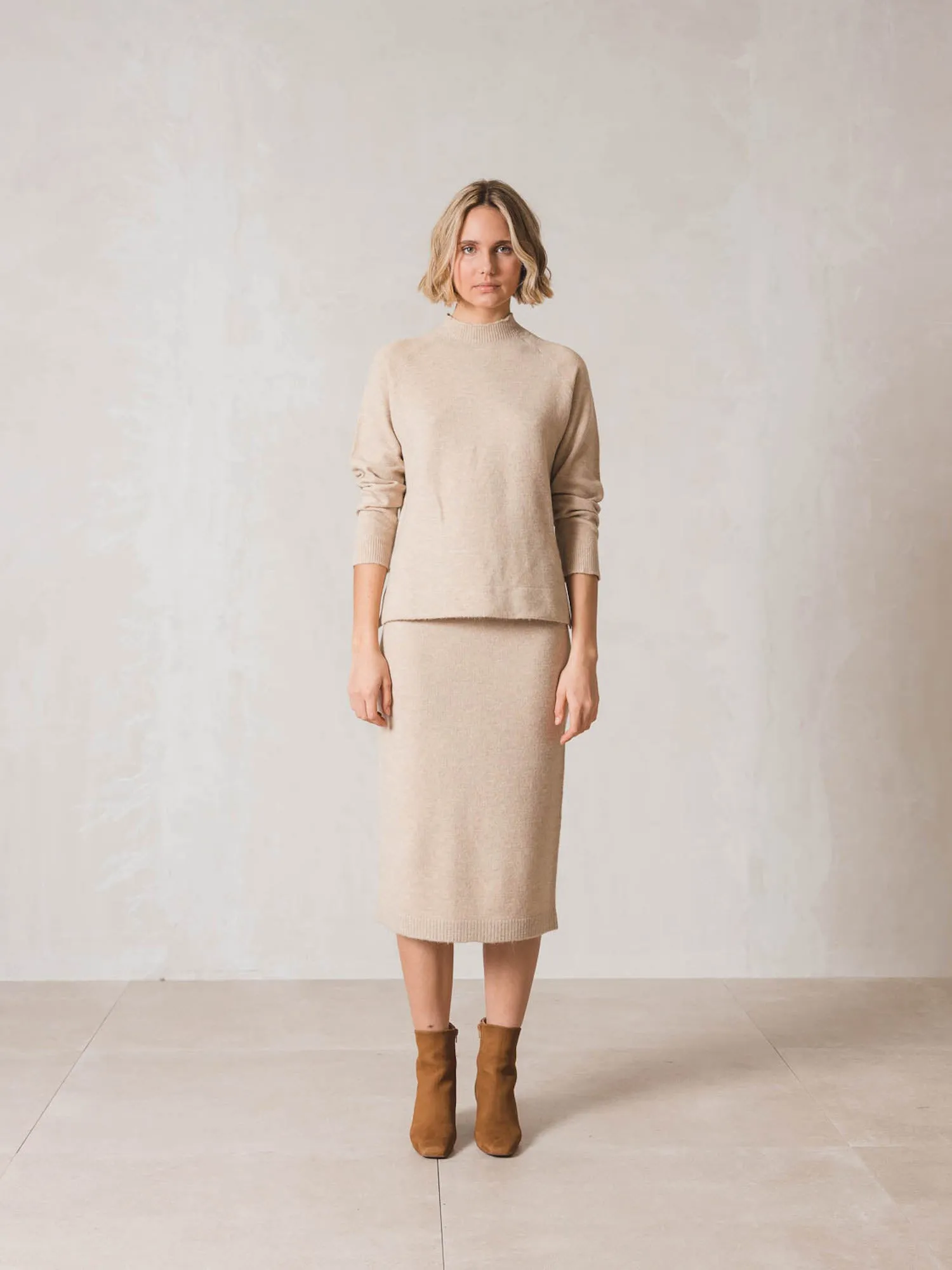 INDI & COLD Pullover Beige midcrew